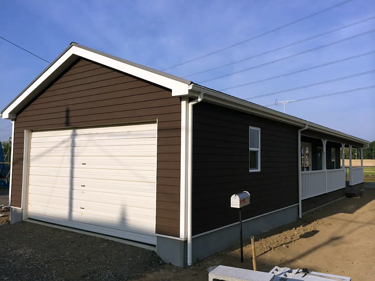 茨城県土浦市OAKSTYLE（オークスタイル）のアメリカンガレージスタイル住宅の外観