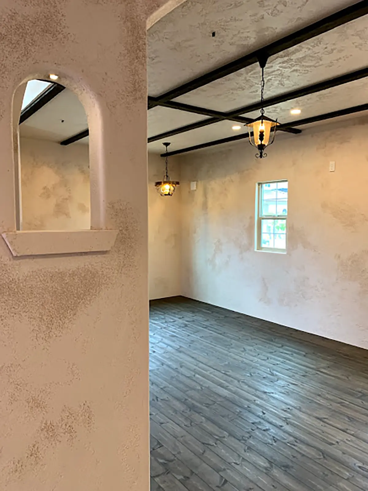 茨城県土浦市OAKSTYLE（オークスタイル）のユーロスタイル住宅の内観