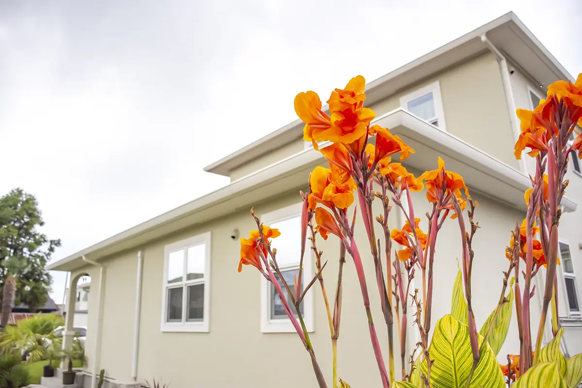 茨城県土浦市OAKSTYLE（オークスタイル）のハワイアンスタイル住宅の外観